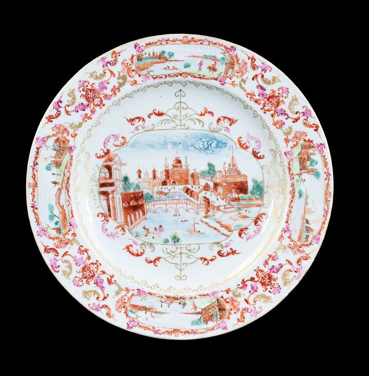 GG: Chinese export porclain famille rose dinner plate with a View of Rome